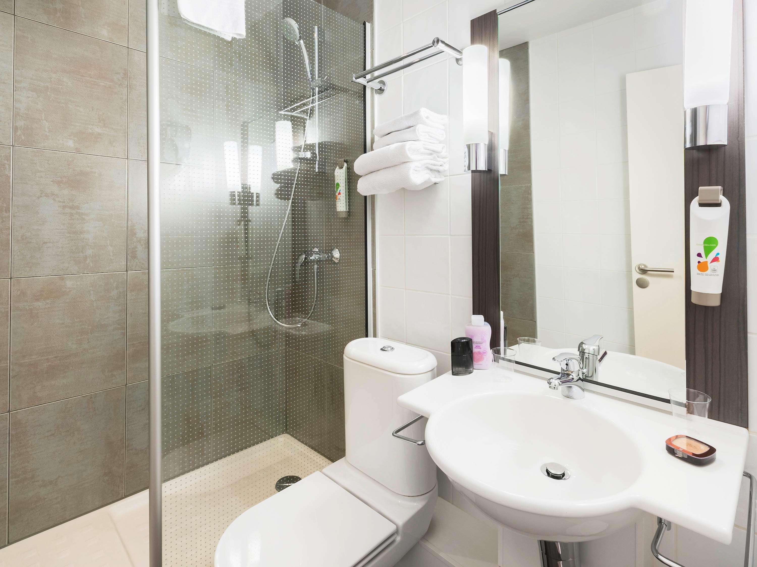 Ibis Styles Nantes Centre Place Graslin Exterior foto